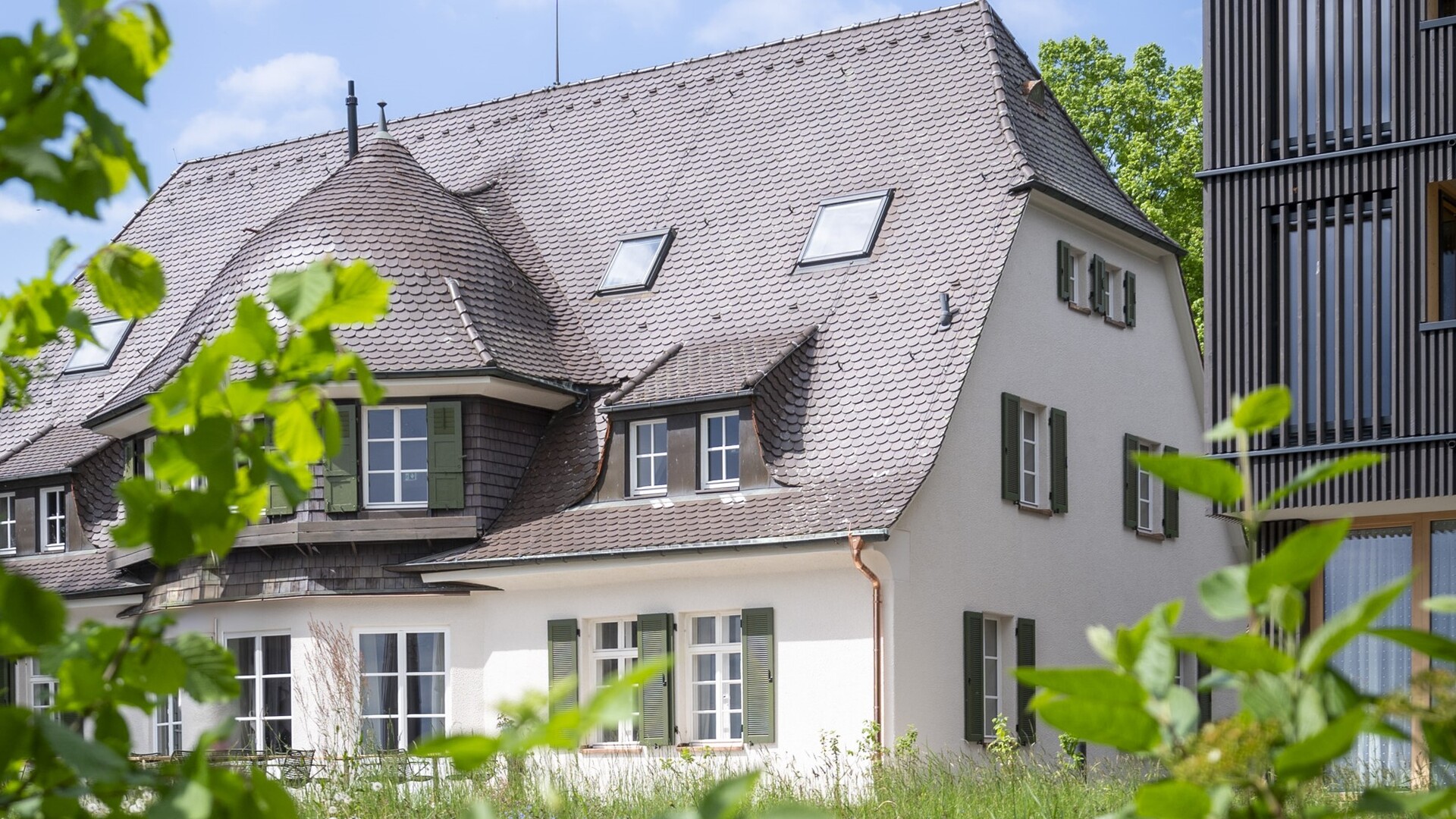 Restored listed Villa Gminder at Seegut Zeppelin