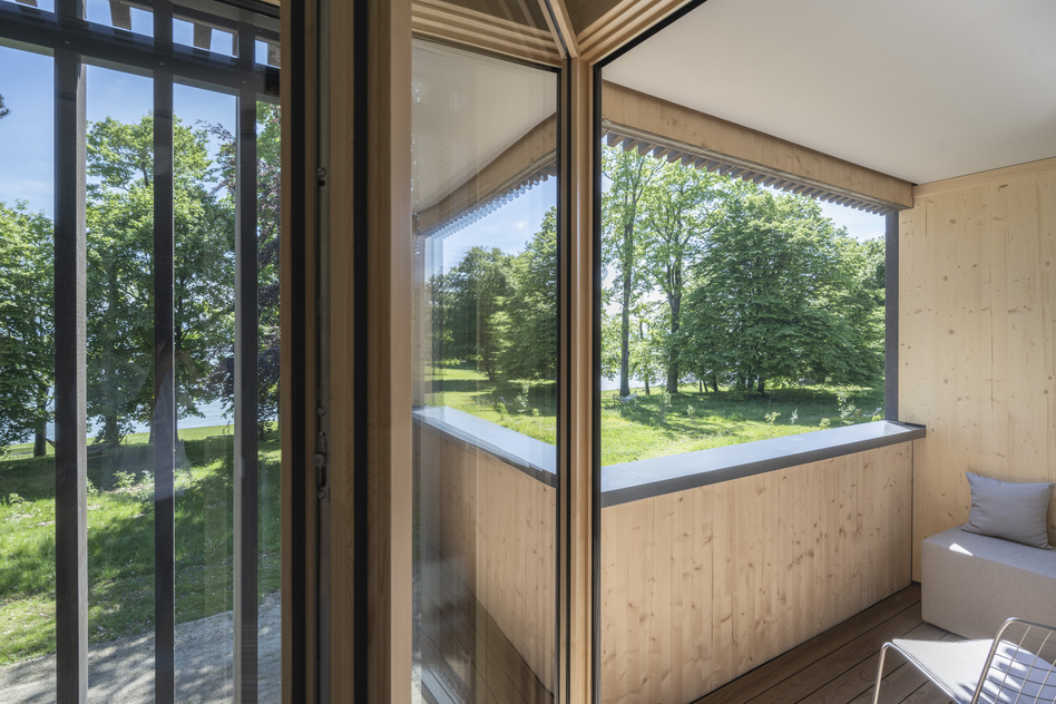 Parkzimmer Ausblick mit Balkon im Seegut Zeppelin Bodensee